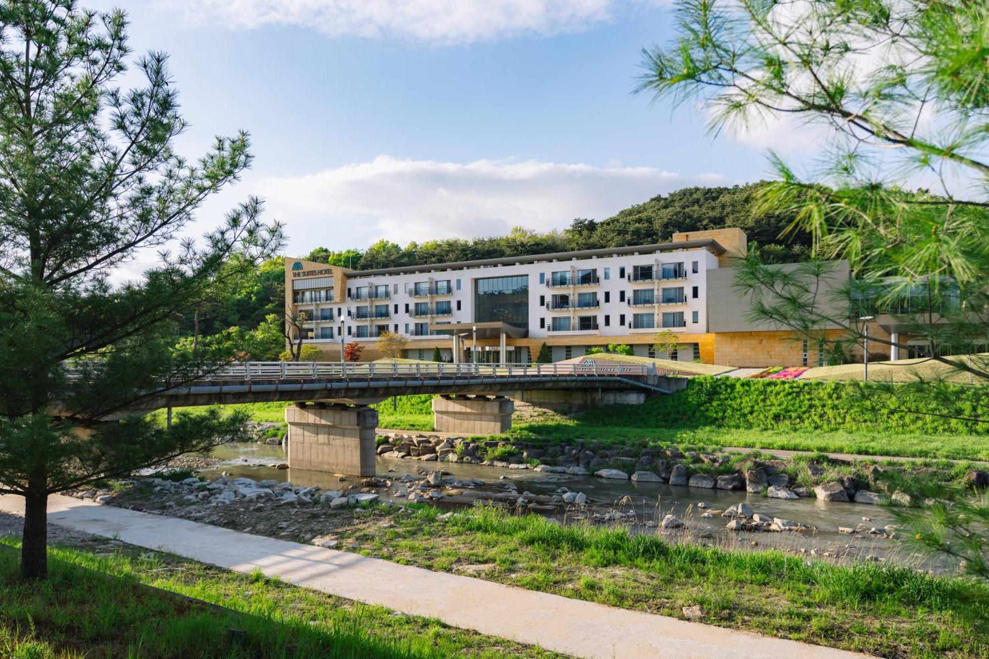 The Suites Hotel Namwon Ngoại thất bức ảnh